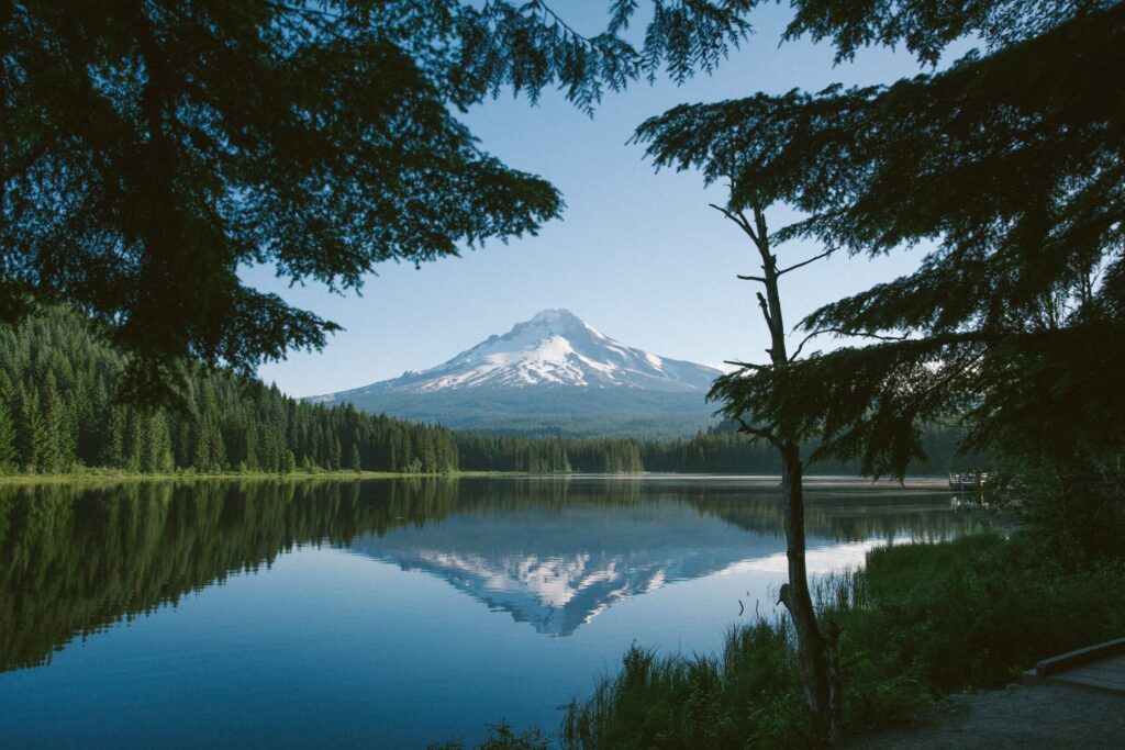 a lake with a mountain in the background