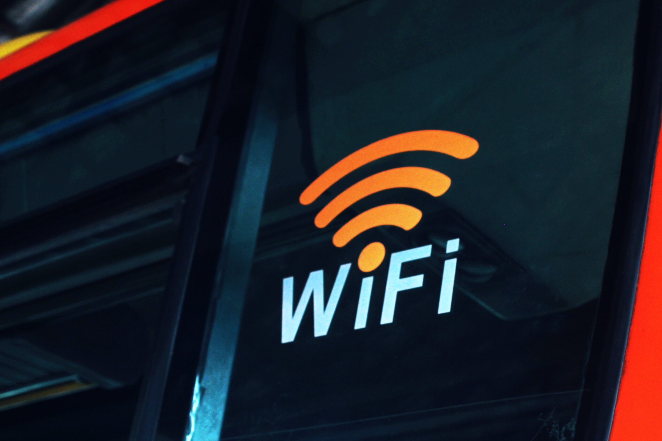The Pros and Cons of In-Flight Wi-Fi Services